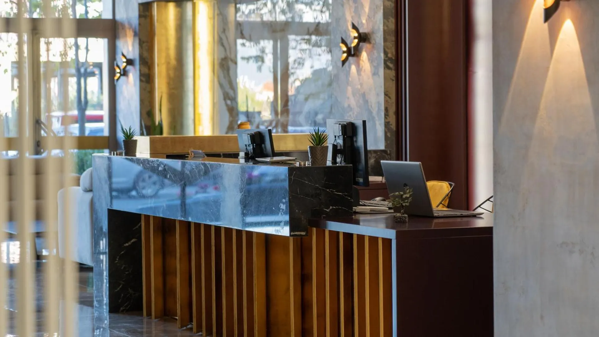 Doanesia Premium Hotel & Spa Tirana